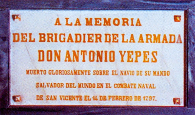  Lápida en el Panteón de Marinos Ilustres del brigadier don Antonio de Yepes y de Arrigoni.