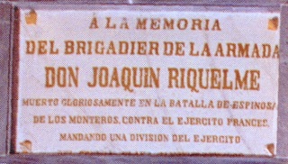 Lápida en el Panteón de Marinos Ilustres del brigadier don Joaquín Riquelme y Ponce de León.