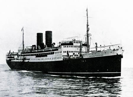Crucero Auxiliar Juan Sebastián Elcano.