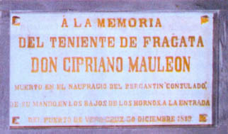 Lápida en el Panteón de Marinos Ilustres en recuerdo de don Cipriano Mauleón. Teniente de fragata de la Real Armada Española.
