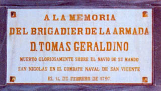 Placa en el Panteón de Marinos Ilustres de San Fernando en recuerdo de don Tomás Geraldino y Geraldino. Brigadier de la Real Armada Española.